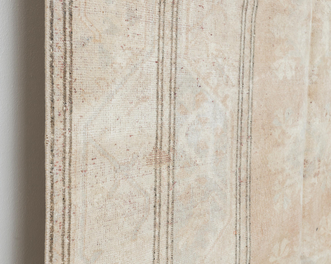 Beige Oushak Rug 3' 7" x 6' 7" | No. VR11222