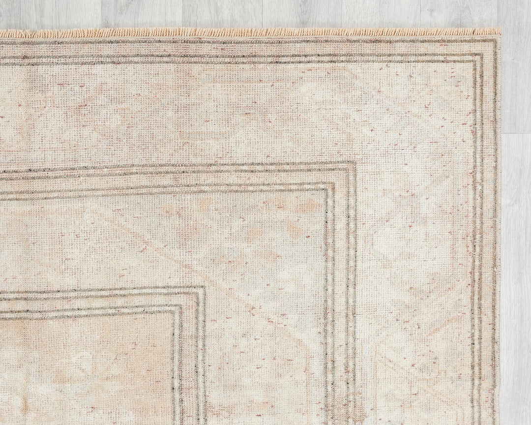 Beige Oushak Rug 3' 7" x 6' 7" | No. VR11222