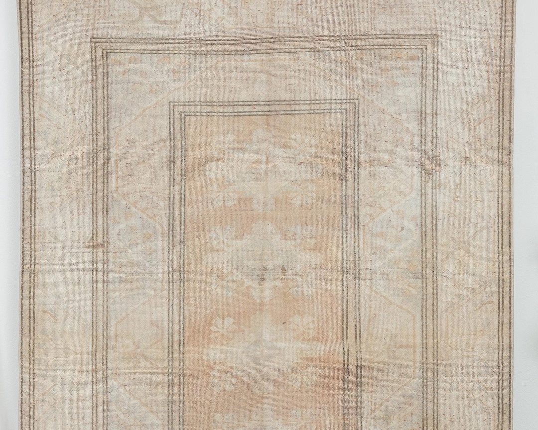 Beige Oushak Rug 3' 7" x 6' 7" | No. VR11222