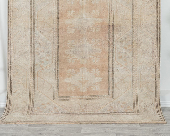 Beige Oushak Rug 3' 7" x 6' 7" | No. VR11222