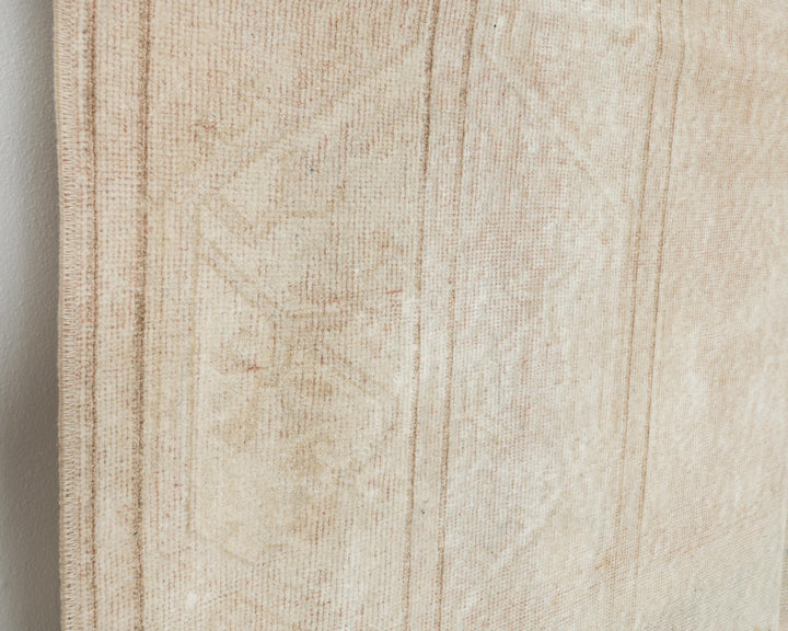 Beige Oushak Rug 7' 9" x 5' | No. VR82764