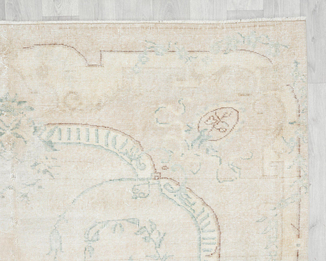 Beige Oushak Rug 10' 8" x 6' 9" | No. VR52421