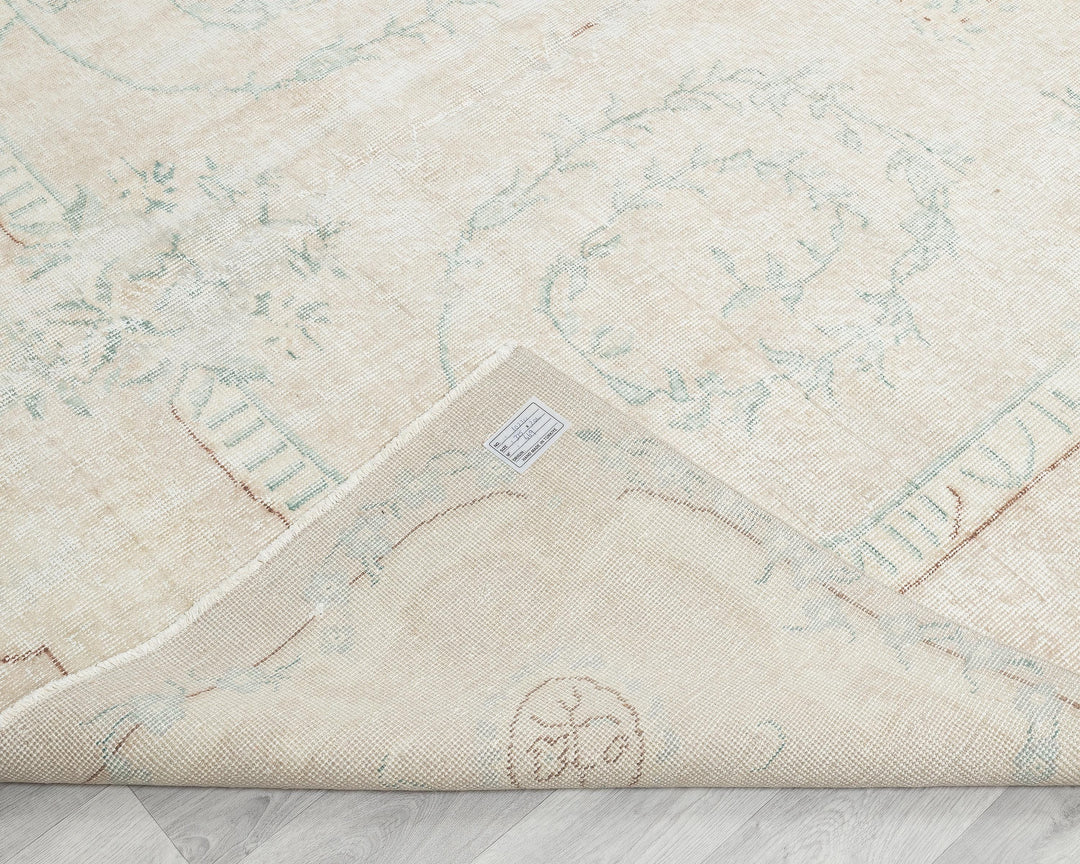 Beige Oushak Rug 10' 8" x 6' 9" | No. VR52421