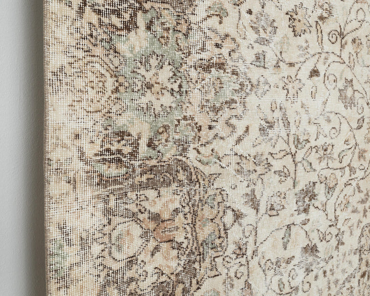 Beige Oushak Rug 7' x 10' 4" | No. VR12755
