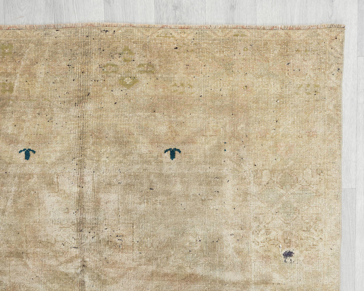Brown Oushak Rug 4' 5" x 8' 5" | No. VR22384