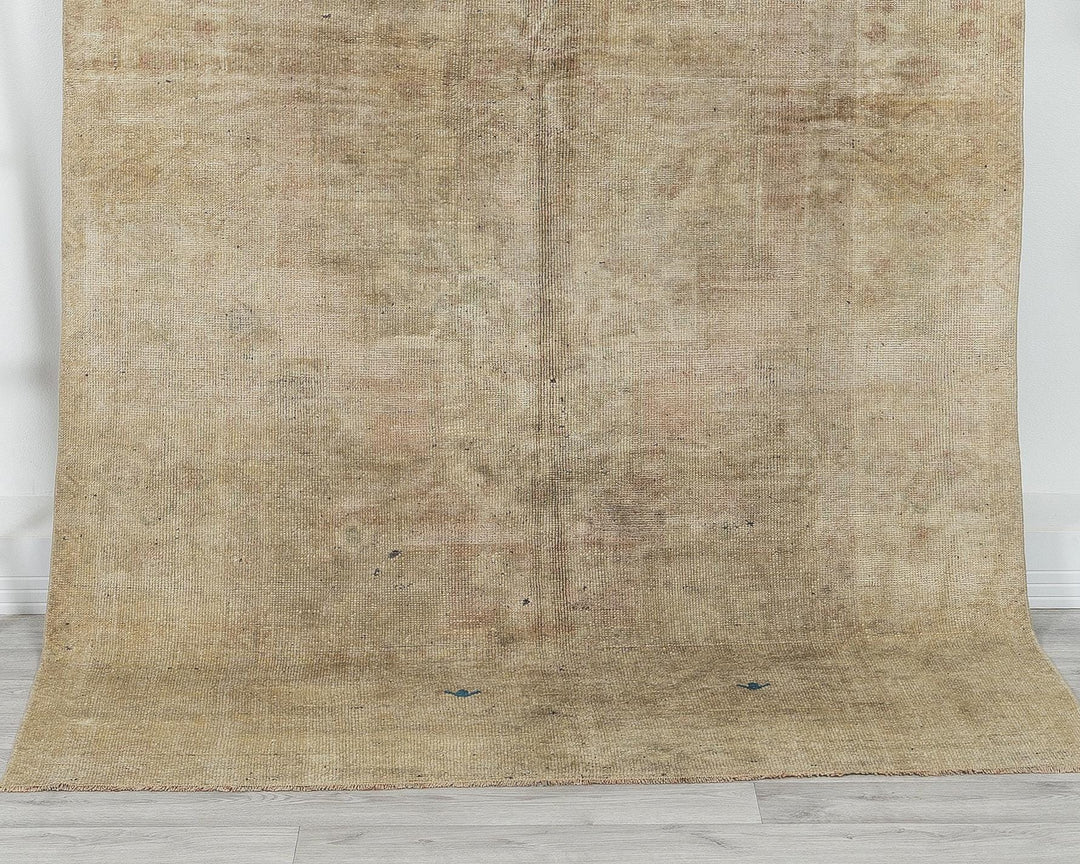 Brown Oushak Rug 4' 5" x 8' 5" | No. VR22384