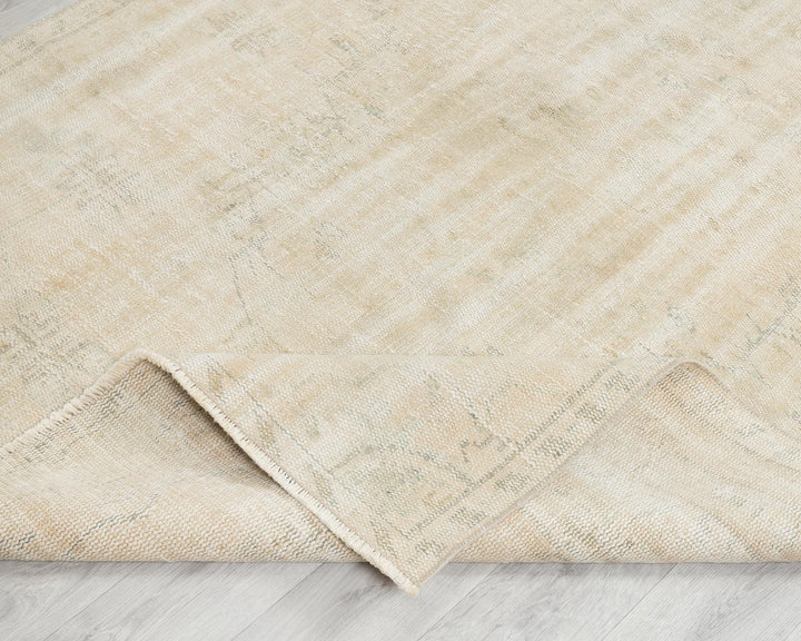 Beige Oushak Rug 4' 6" x 8' | No. VR56598
