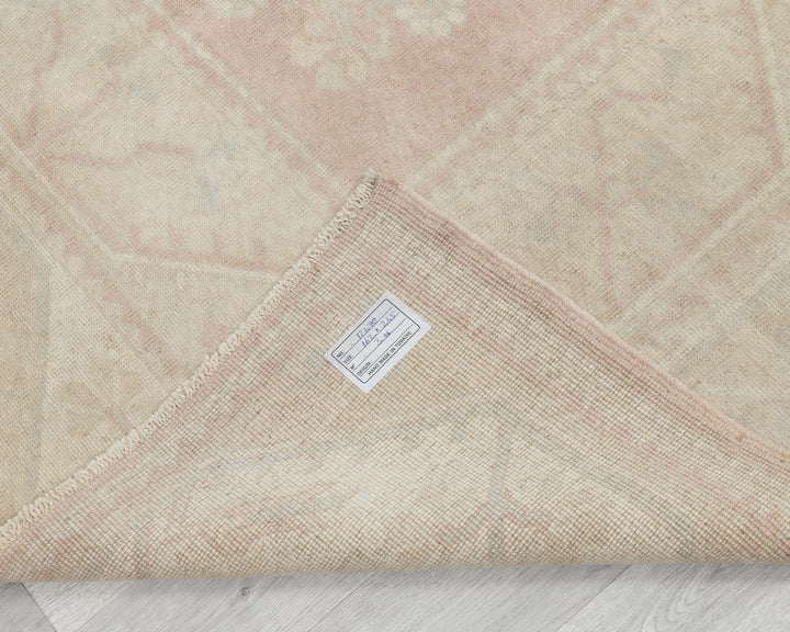 Beige Oushak Rug 5' 4" x 8' 1" | No. VR10921