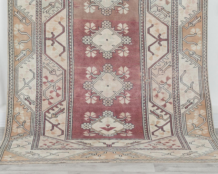 Beige Oushak Rug 5' x 8' 6" | No. VR59164
