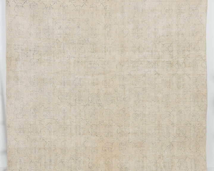 Beige Oushak Rug 7' 2" x 10' 7" | No. VR94229