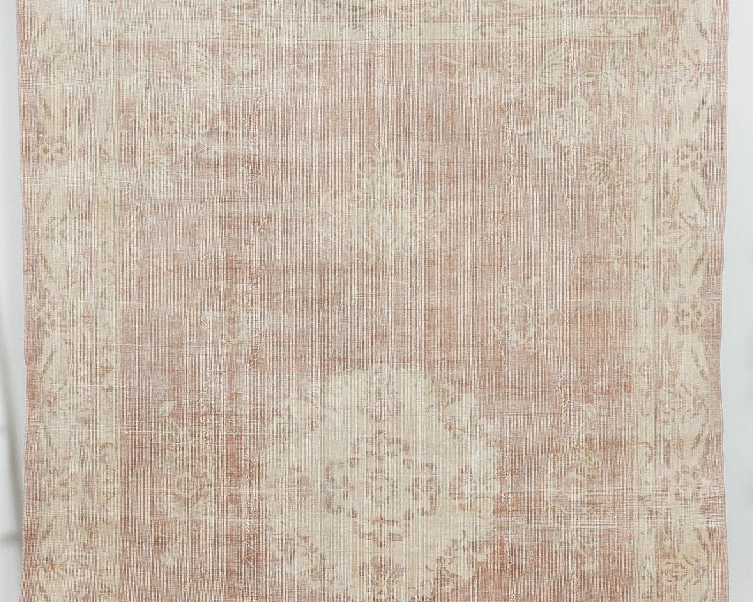 Faded Oushak Rug 6' 7" x 9' 4" | No. VR42833