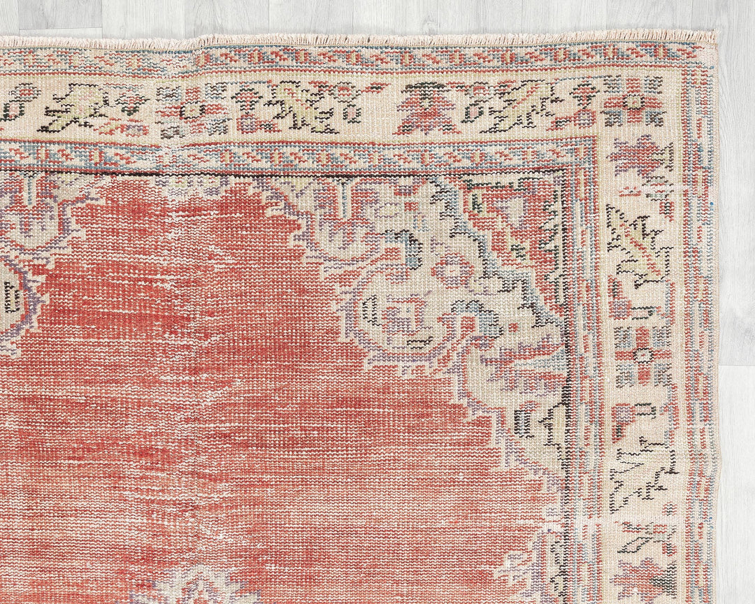 Red Oushak Rug 5' 2" x 9' 1" | No. VR50932
