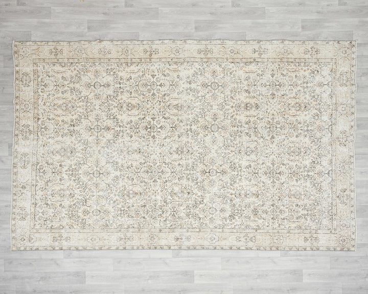 Beige Oushak Rug 6' 11" x 10' 4" | No. VR51862