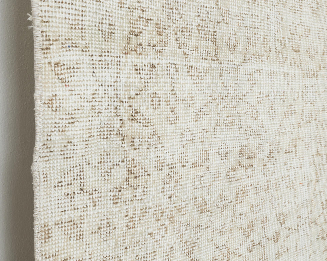 Beige Oushak Rug 6' 11" x 10' 2" | No. VR45539