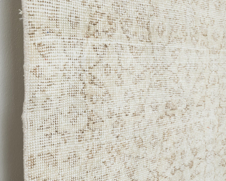 Beige Oushak Rug 6' 11" x 10' 2" | No. VR45539