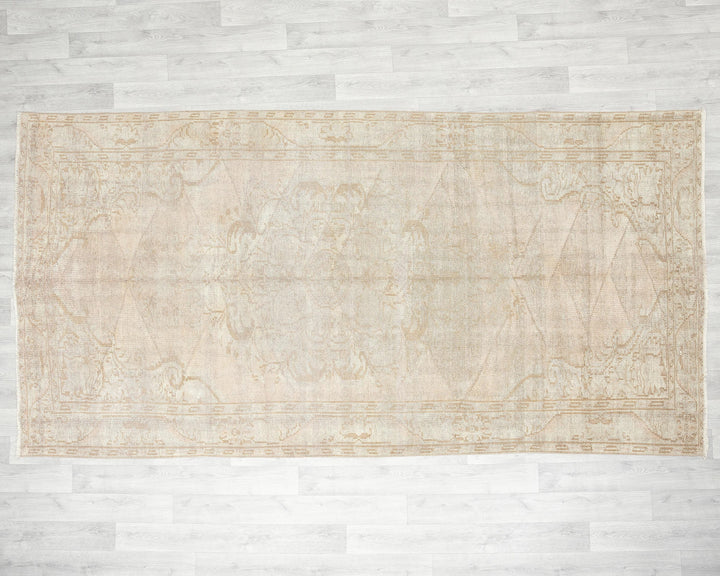 Brown Oushak Rug 5' 1" x 9' 8" | No. VR59065