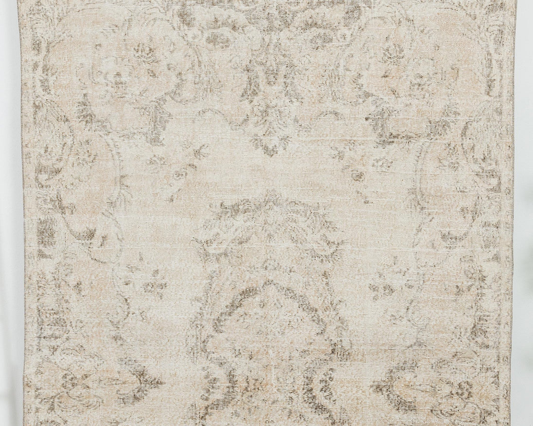 Beige Oushak Rug 6' 4" x 10' 2" | No. VR82012