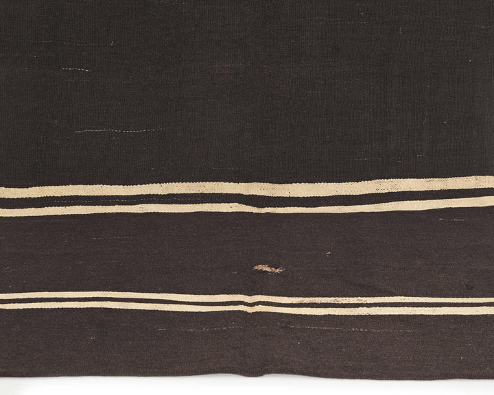 Brown Kilim Rug 5' 11" x 9' 6" | No. VR81527