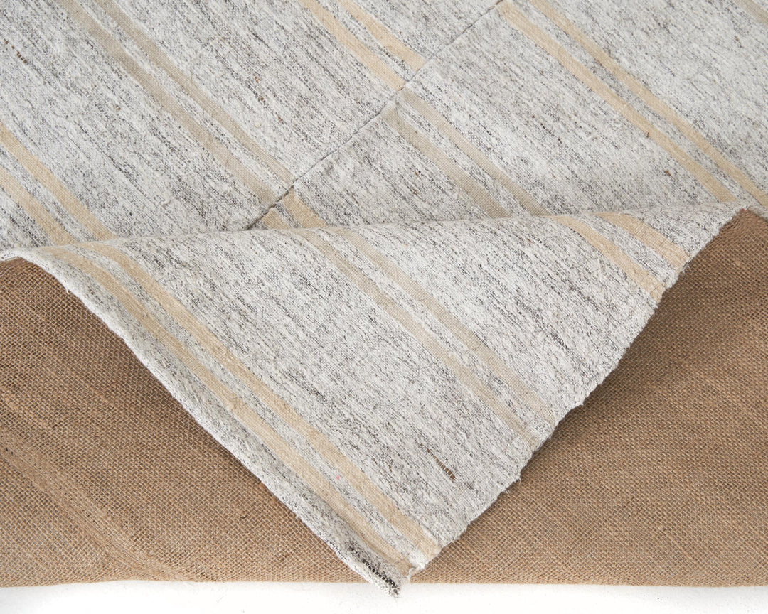Gray Kilim Rug 6' 4" x 9' 10" | No. VR22167