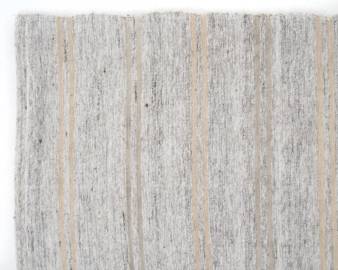 Gray Kilim Rug 6' 4" x 9' 10" | No. VR22167