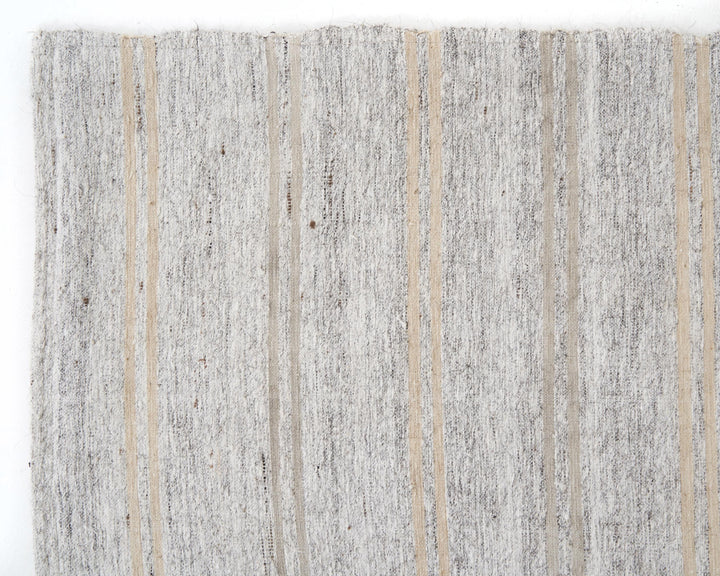 Gray Kilim Rug 6' 4" x 9' 10" | No. VR22167