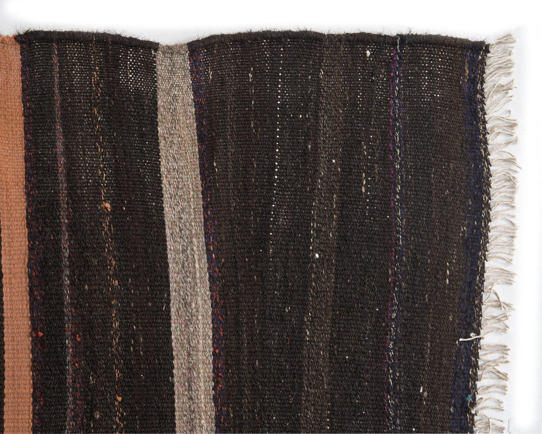 Brown Kilim Rug 5' 7" x 8' 6" | No. VR51384