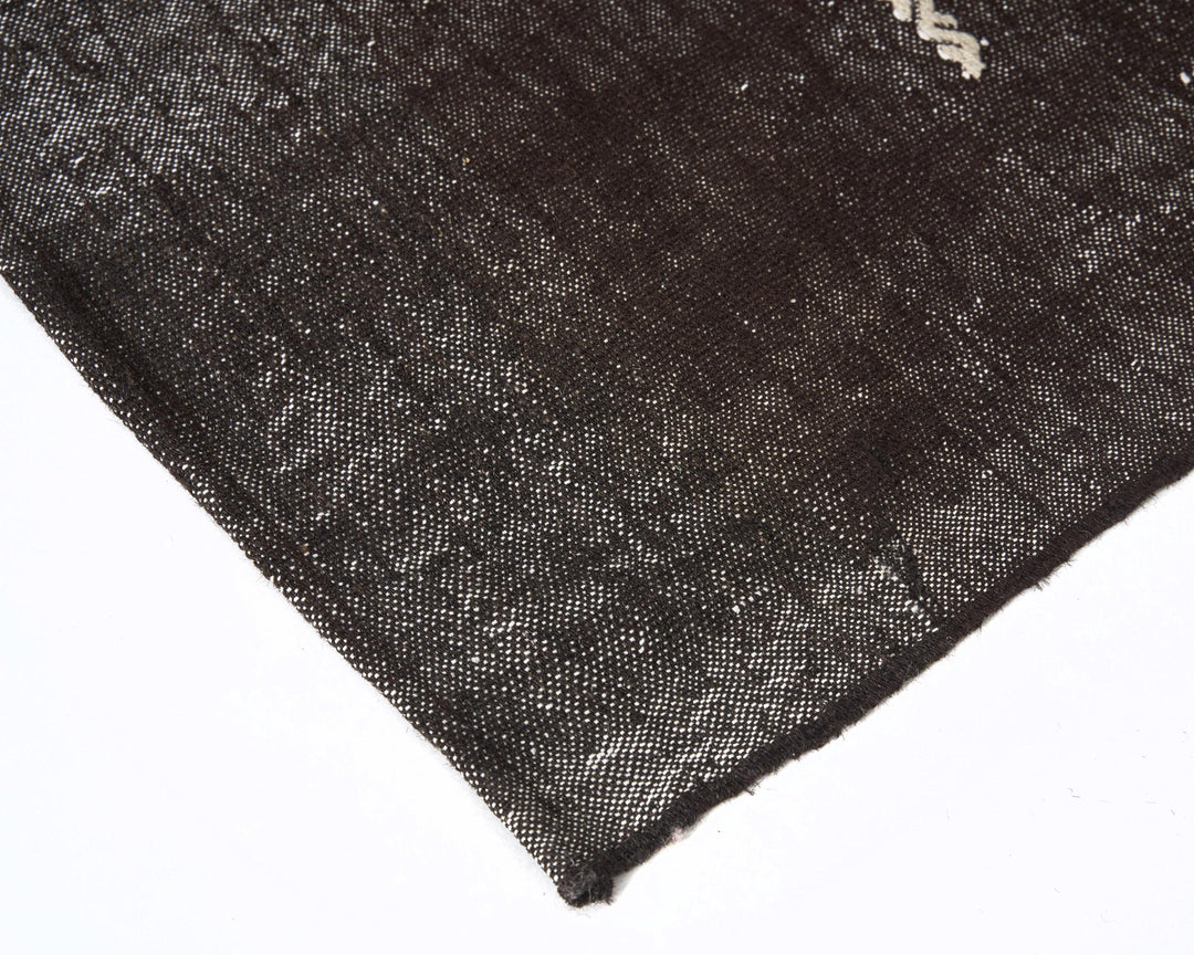 Brown Kilim Rug 6' 9" x 9' 10" | No. VR14889