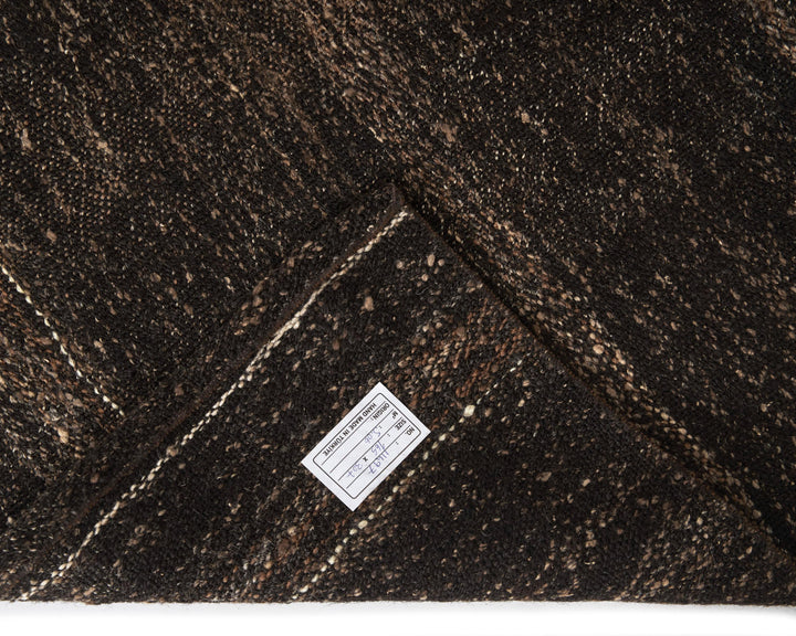 Kilim Rug 5' 5" x 10' 1" | No. VR22517