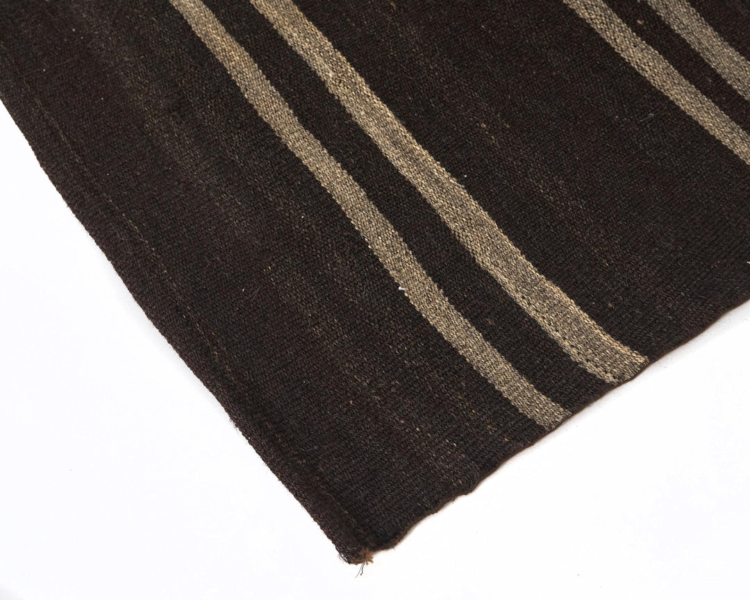 Brown Kilim Rug 5' 10" x 10' | No. VR58498