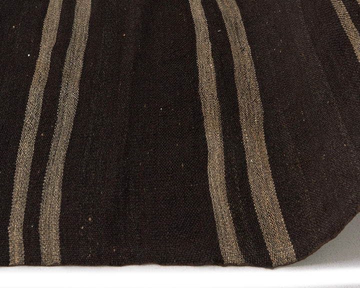 Brown Kilim Rug 5' 10" x 10' | No. VR58498