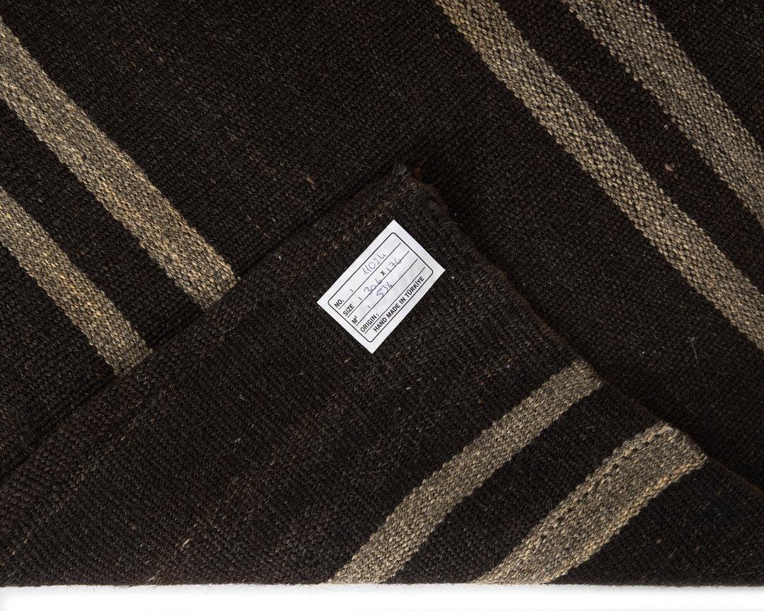 Brown Kilim Rug 5' 10" x 10' | No. VR58498