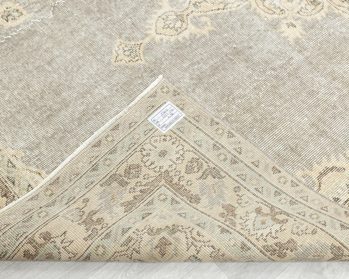 Faded Oushak Rug 5' 7" x 8' 4" | No. VR28391