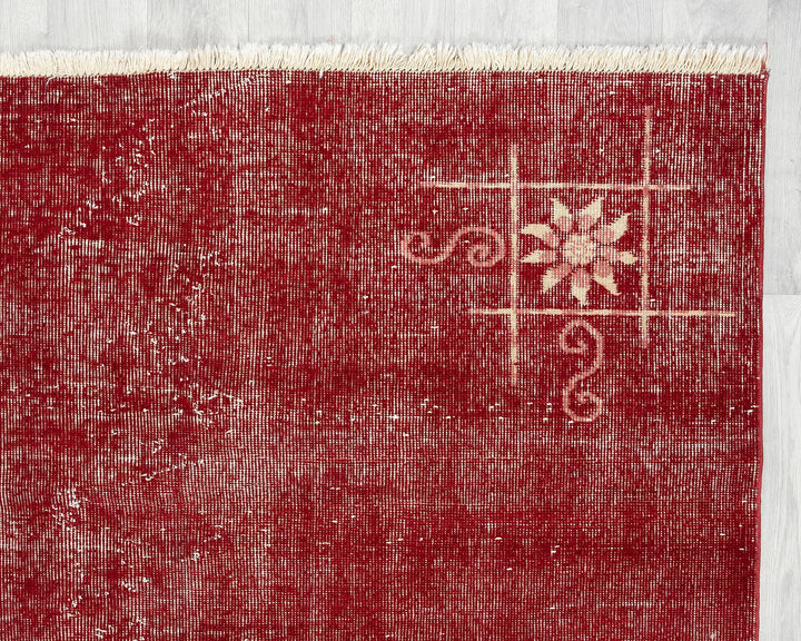 Red Oushak Rug 4' 8" x 8' 1" | No. VR51149