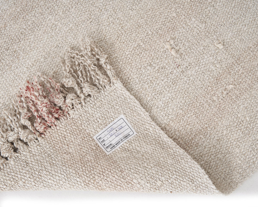 White Kilim Rug 9' 2" x 4' 9" | No. VR51520