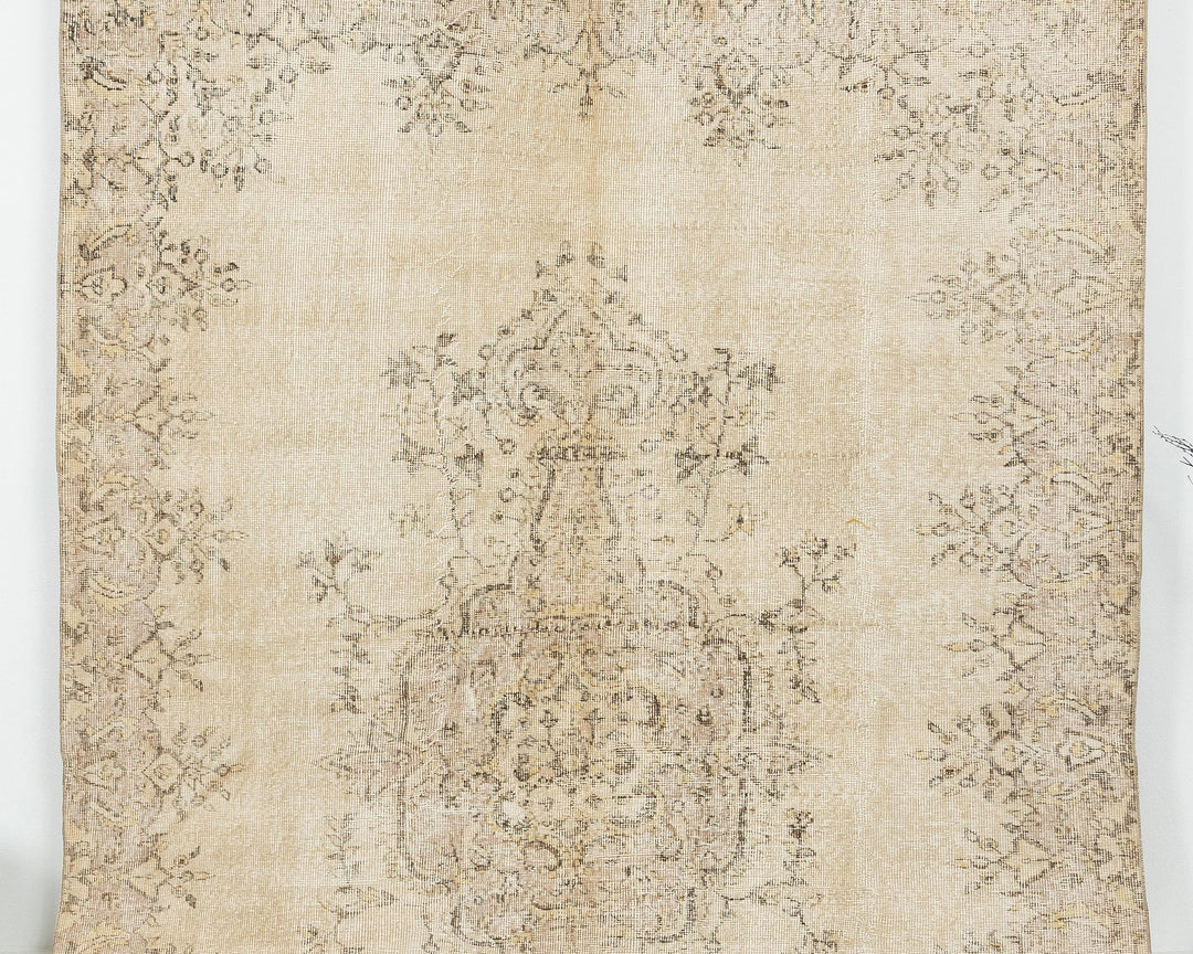Oushak Rug 6' 7" x 9' 5" | No. VR78851