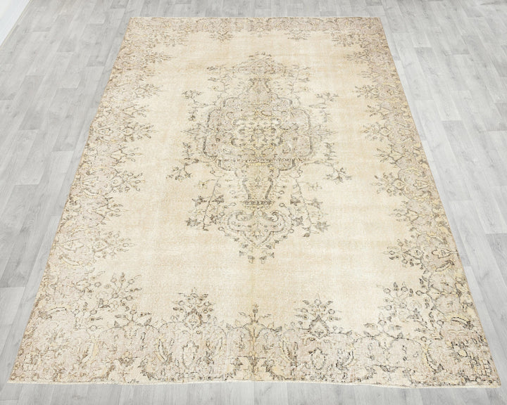 Oushak Rug 6' 7" x 9' 5" | No. VR78851