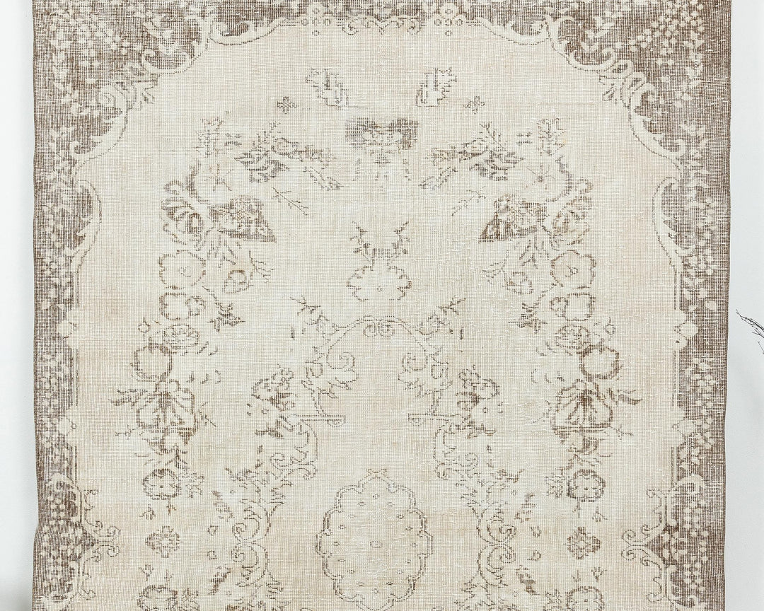 Neutral Oushak Rug 6' 2" x 10' 1" | No. VR11553