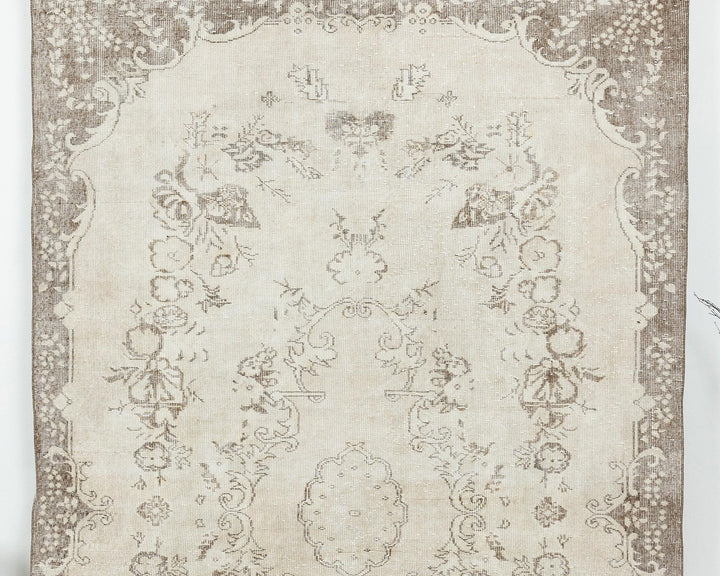 Neutral Oushak Rug 6' 2" x 10' 1" | No. VR11553