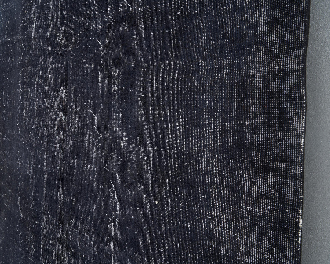 Black Oushak Rug 5' 7" x 8' 2" | No. VR89952