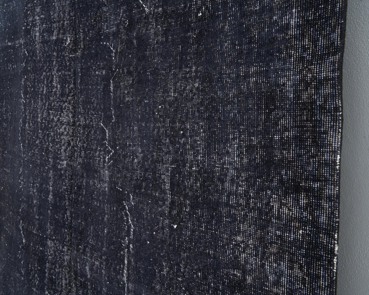 Black Oushak Rug 5' 7" x 8' 2" | No. VR89952