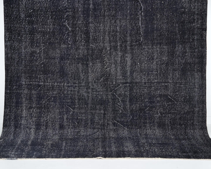 Black Oushak Rug 5' 7" x 8' 2" | No. VR89952