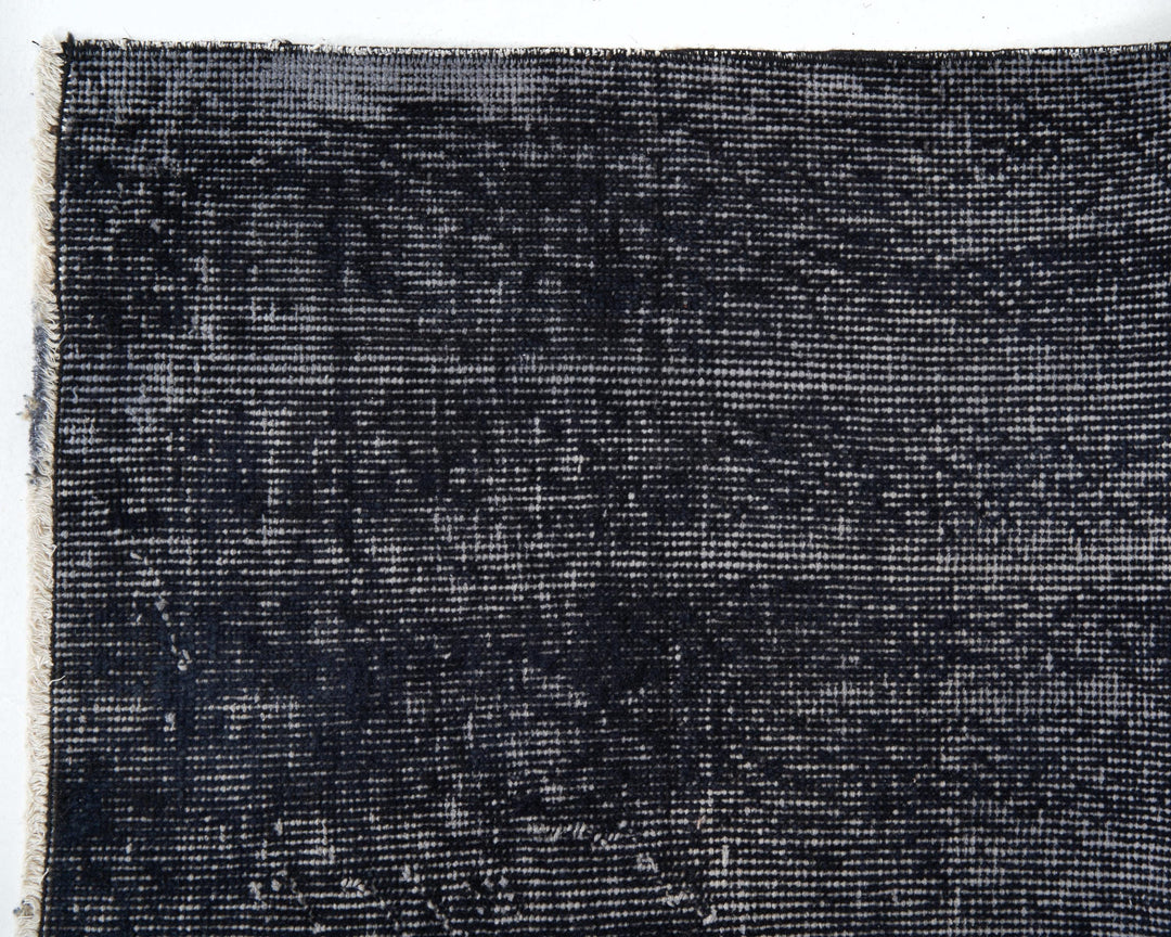 Black Oushak Rug 5' 7" x 8' 2" | No. VR89952