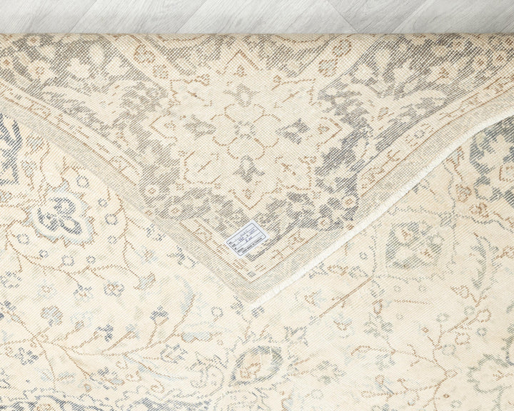 Neutral Oushak Rug 6' 3" x 9' 10" | No. VR37251