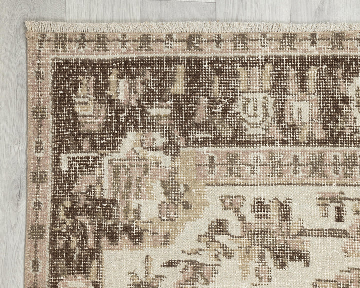 Oushak Rug 3' 8" x 6' 2" | No. VR76382