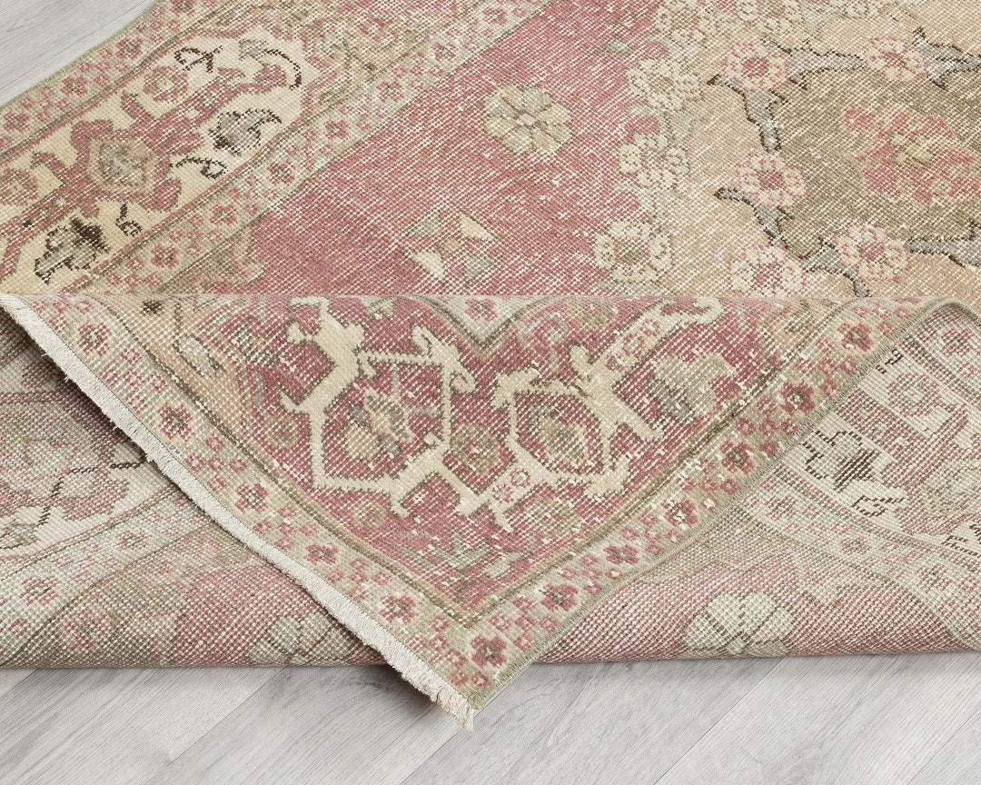 Oushak Rug 7' 9" x 4' | No. VR79911