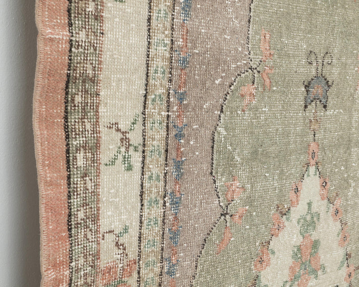 Oushak Rug 7' 9" x 3' 9" | No. VR69224