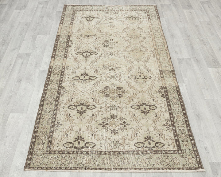 Vintage Turkish Rug 6' 8" x 3' 8" | No. VR35382