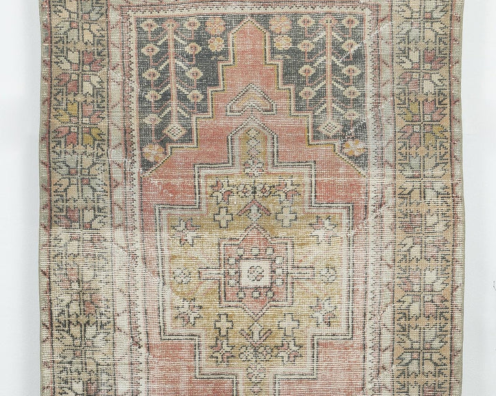 Oushak Rug 8' 8" x 4' 1" | No. VR33142