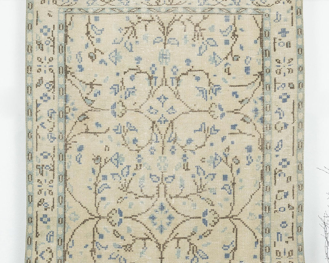 Beige Oushak Rug 3' 11" x 7' 3" | No. VR21117