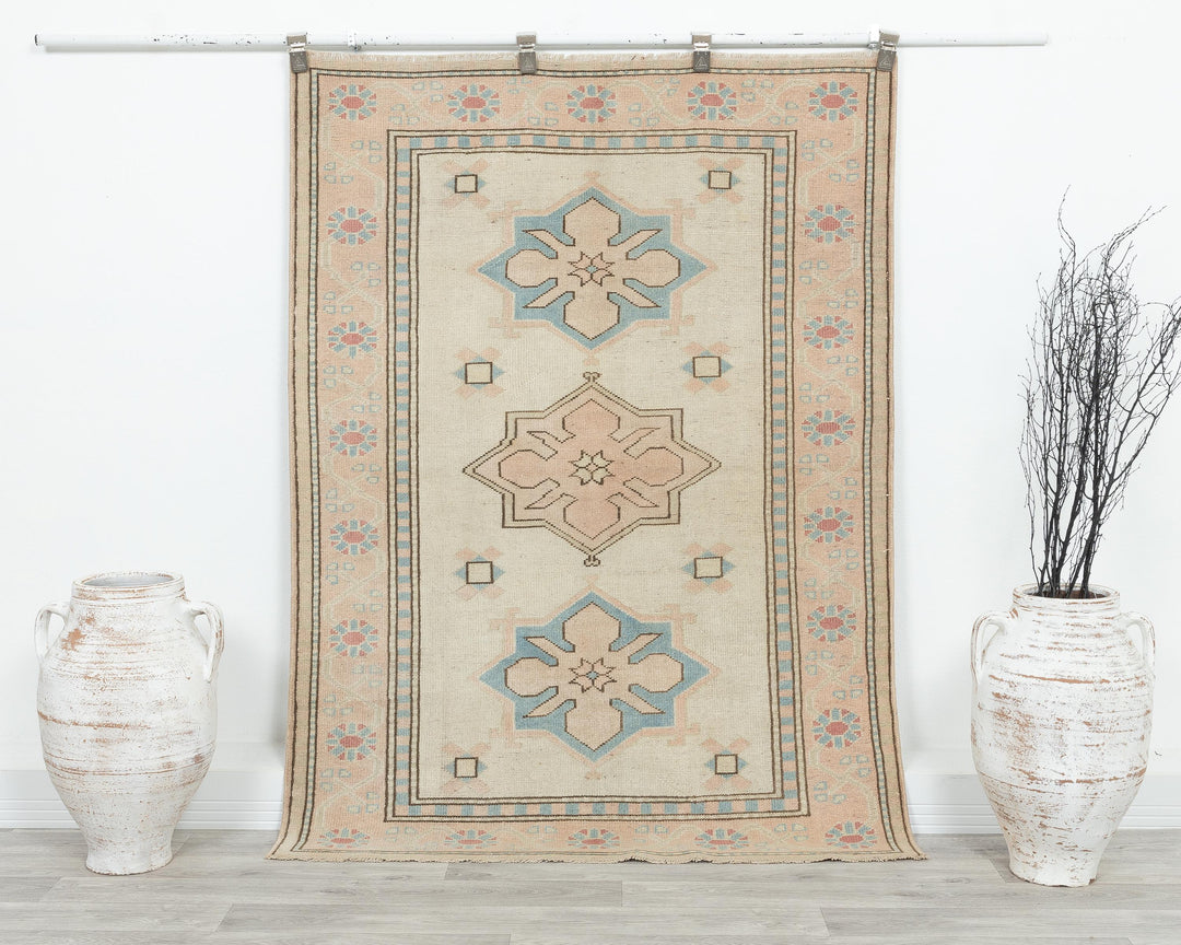 Beige Oushak Rug 3' 11" x 5' 6" | No. VR61558